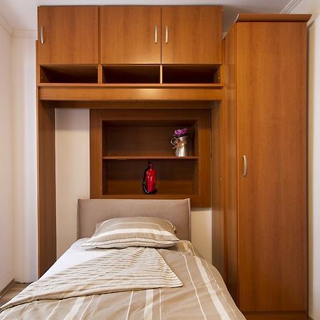 Apartment Nino Rovinj Quarto foto